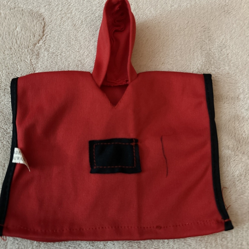 Vintage Fashion Doll Barbie Clone‎ Red Poncho Taiwan